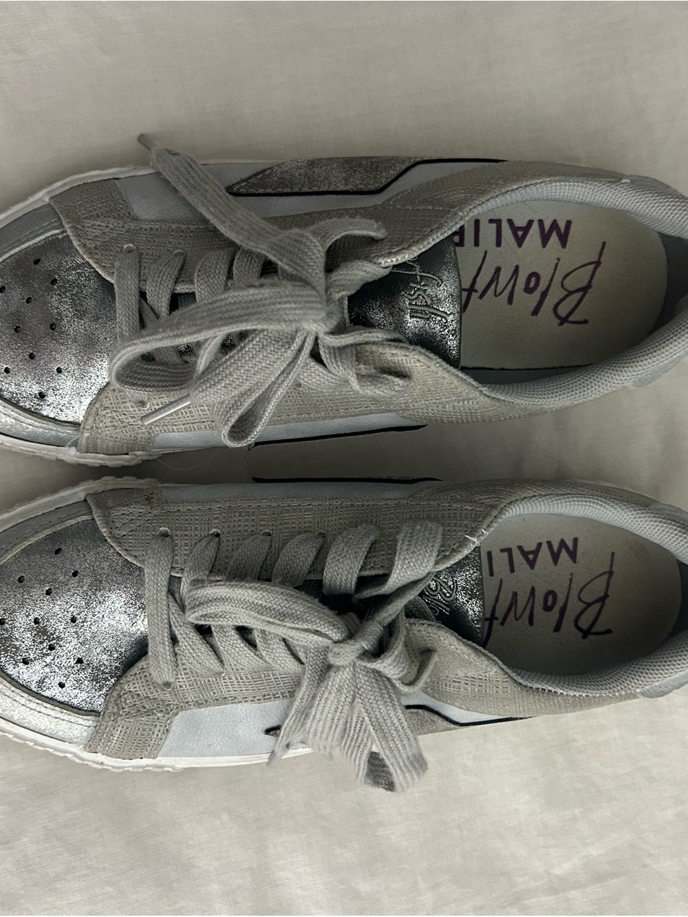 Blowfish Malibu Women's Silver Low-Top Sneakers